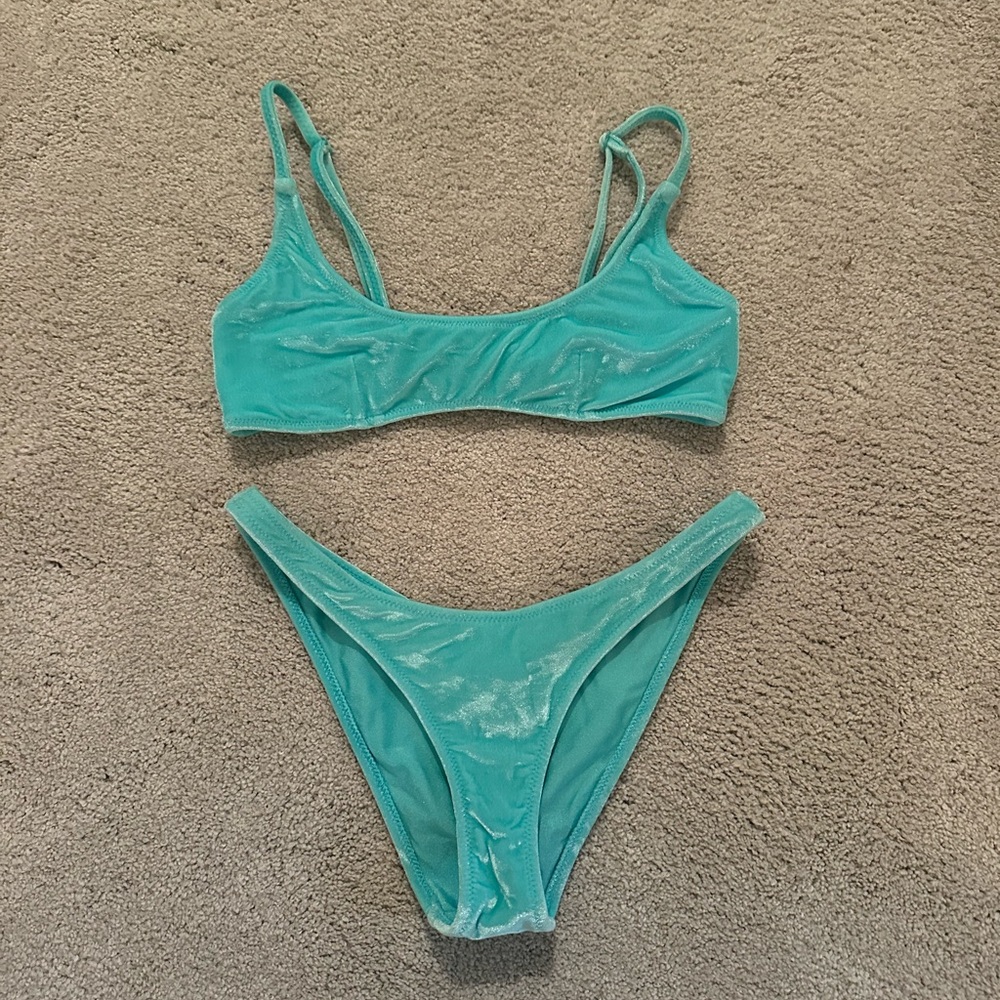 Triangl Bikini